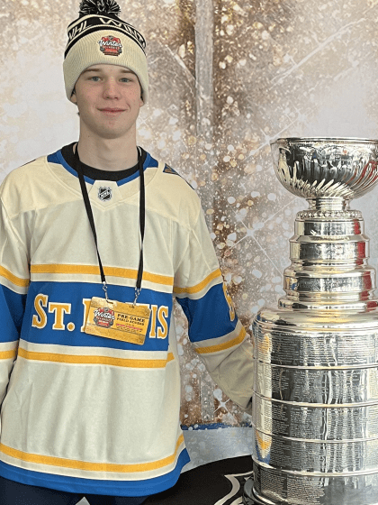 还需承担起 还需承担起